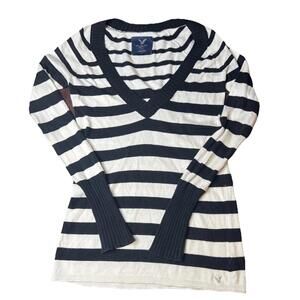 VNTG American Eagle Women's Sweater Large Blue Stripe V-Neck Knit Logo Y2K